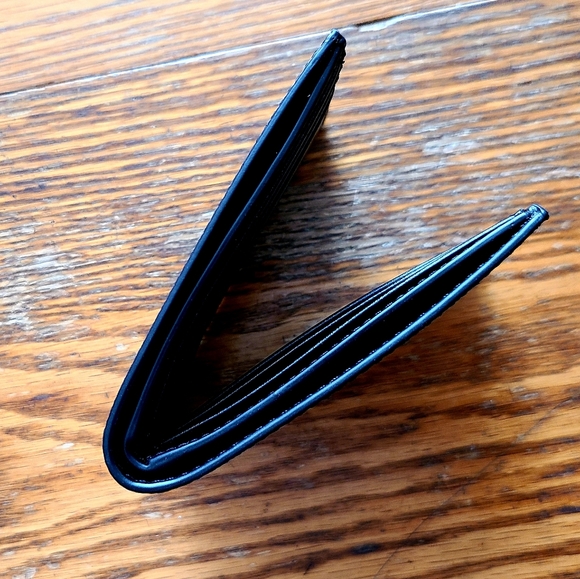 👀50% OFF - NWT‼️ Michael Kors Men's Slim Bi-Fold Wallet - Picture 6 of 8